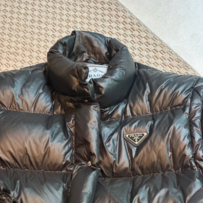 Prada  black re-nylon puffa coat - Small