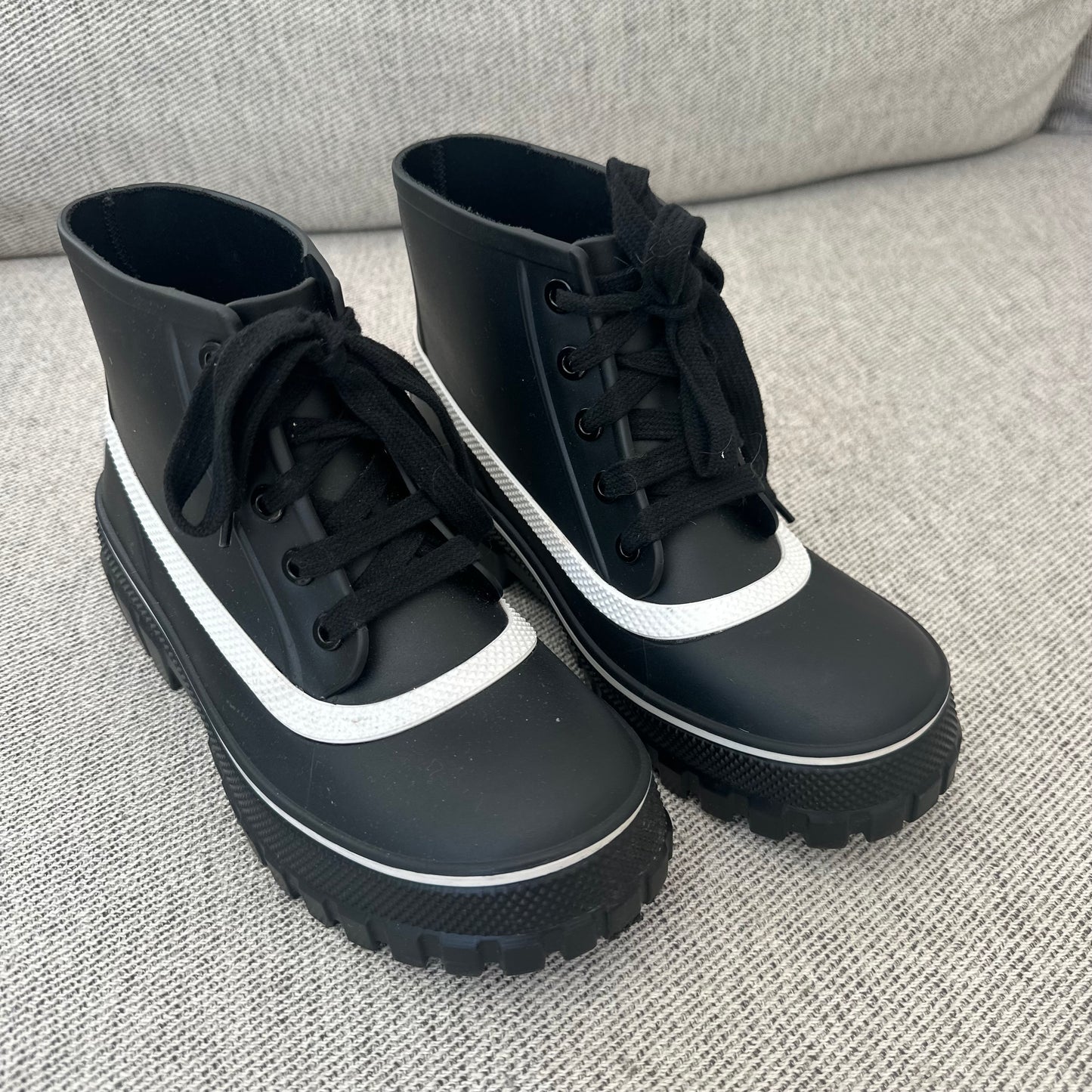 Givenchy Black & White Glaston Boots – EU 36 / UK 3