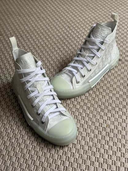 Dior White B23 Hightop Trainers- Mens - UK 6