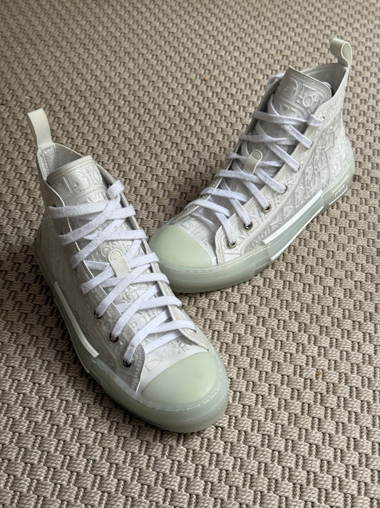 Dior White B23 Hightop Trainers- Mens - UK 6