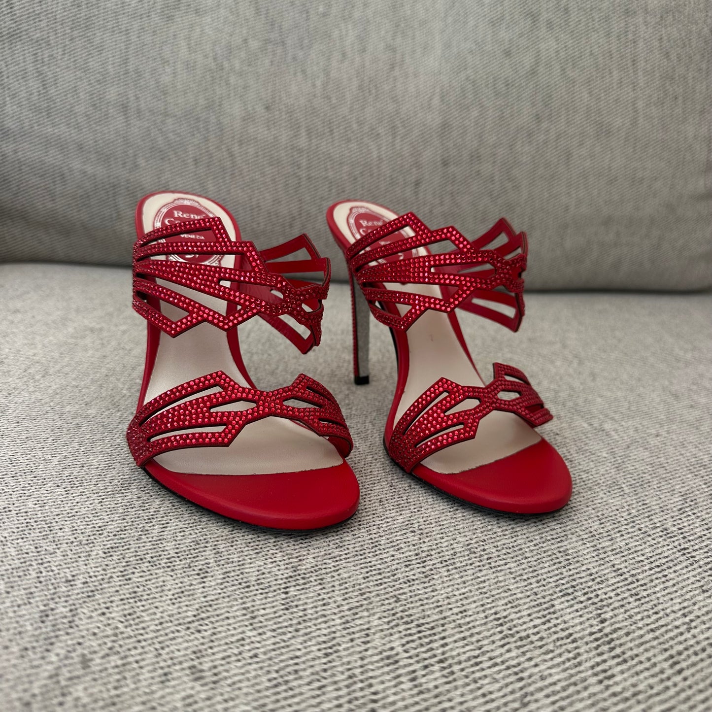 René Caovilla Red Crystal Embellished Mule Heels – EU 35.5 / UK 2.5