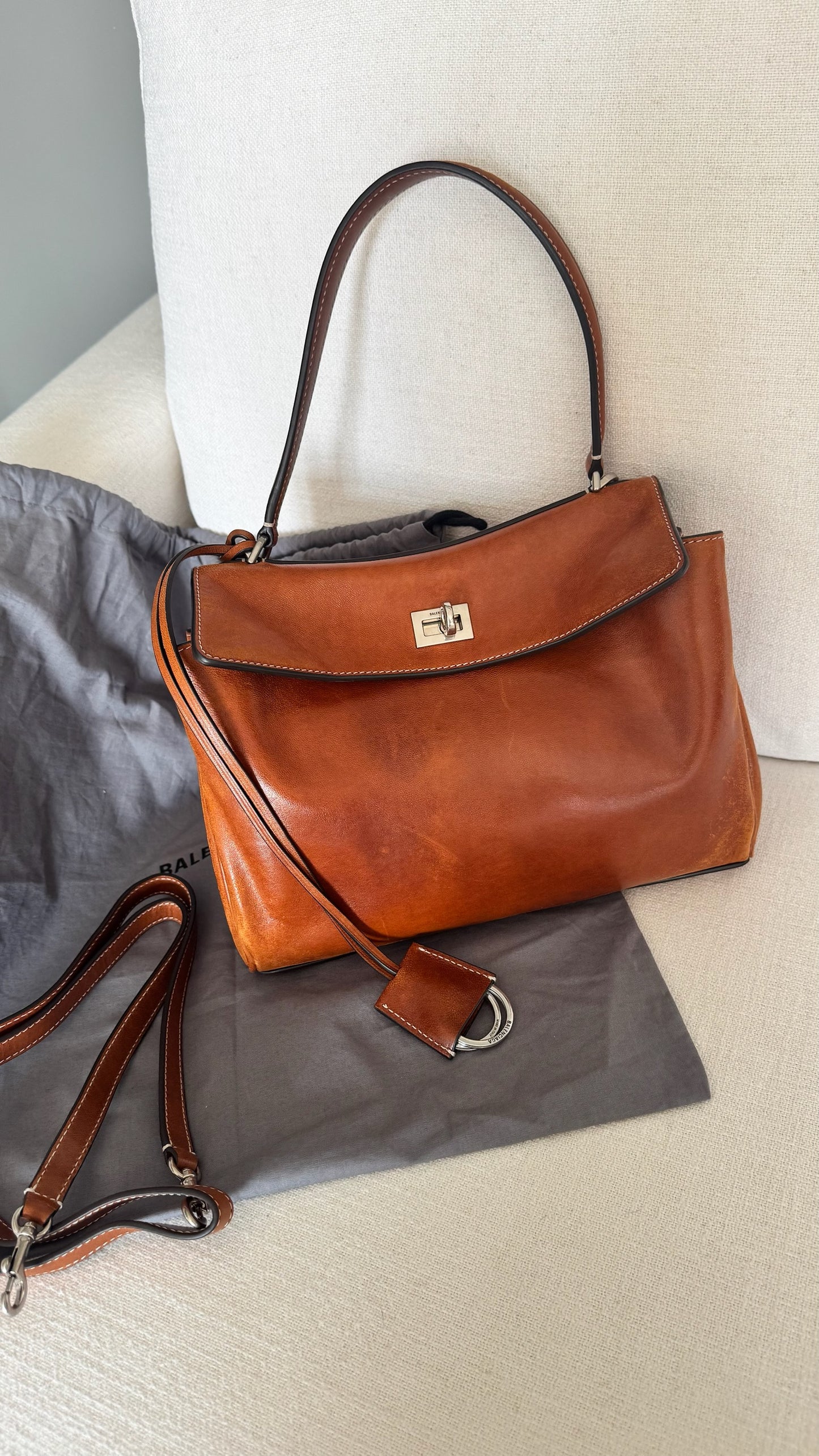 Balenciaga Rodeo Handbag Small in tan cowboy Vegetal tanned lambskin handbag , as new.