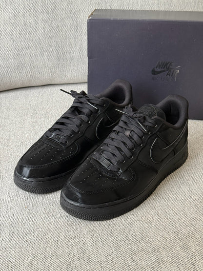 Nike Air Force 1 '07 Luxe Trainers in Black Leather - UK 7.5