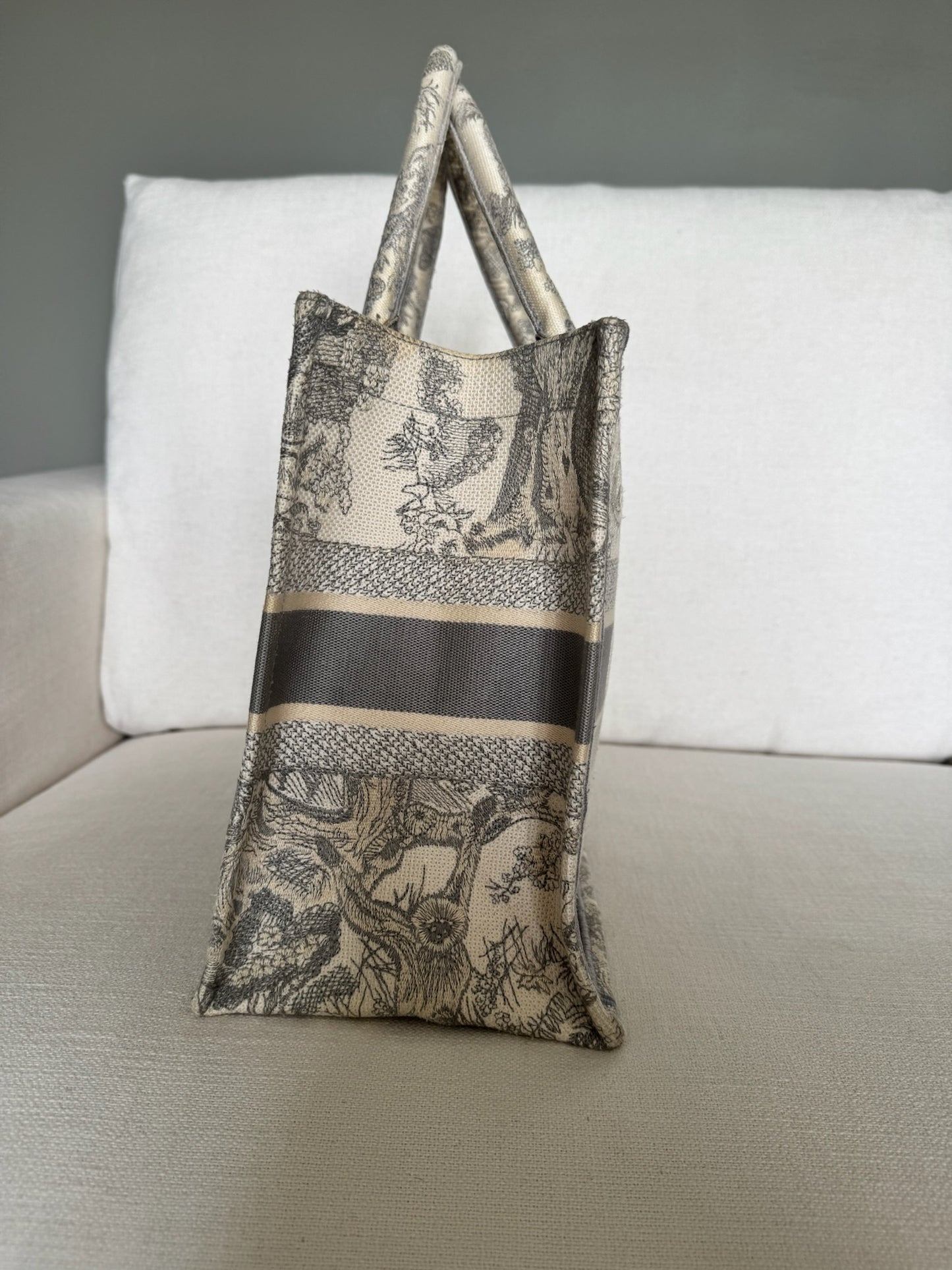 Christian Dior Medium Dior Book Tote - Gray Dior Oblique Embroidery and Calfskin
