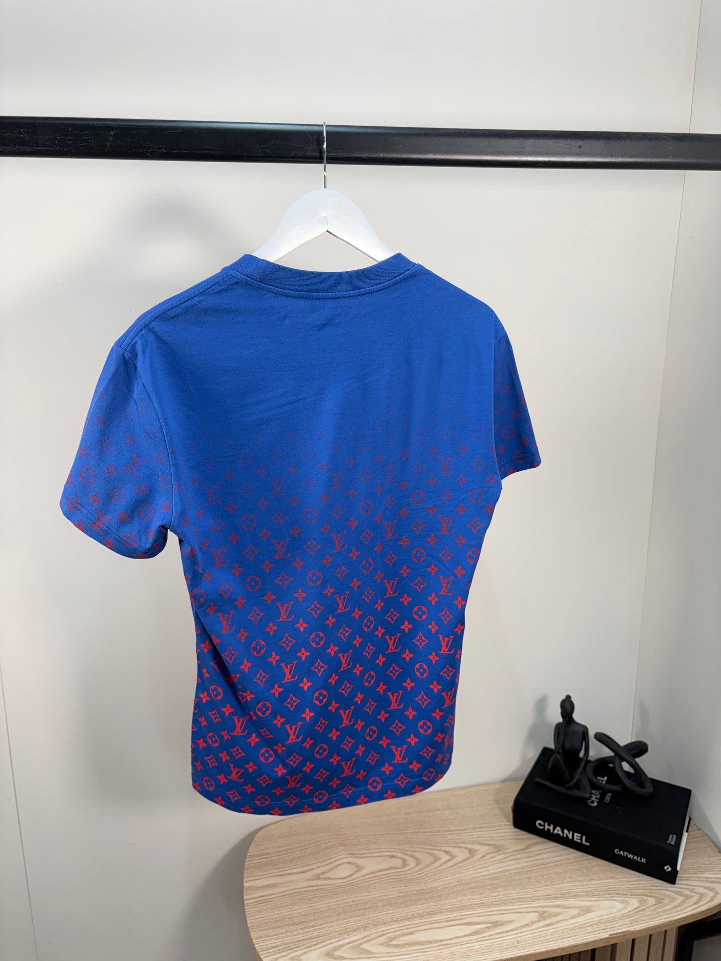 Louis Vuitton Blue Monogram T-Shirt – UK Small