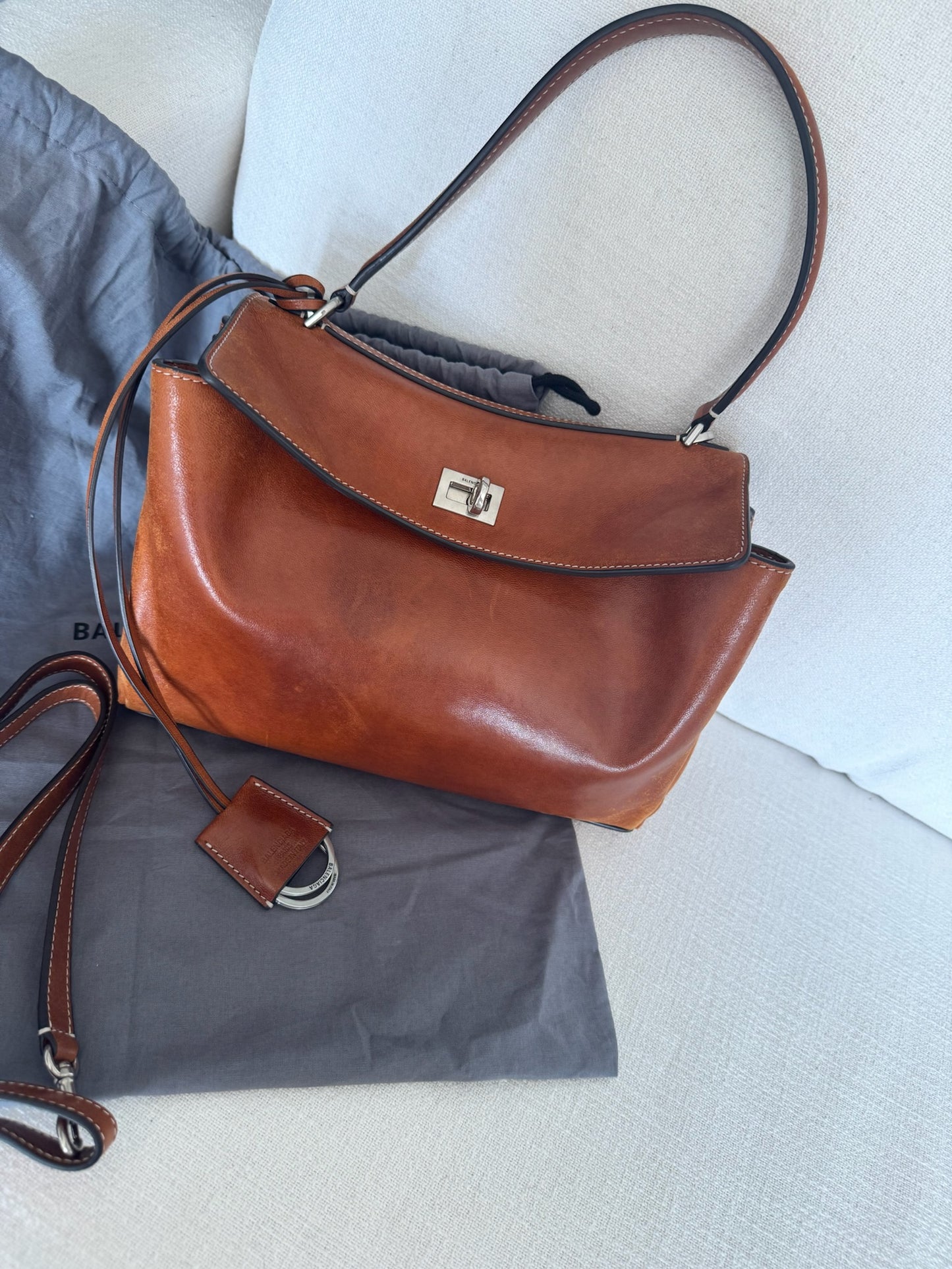 Balenciaga Rodeo Handbag Small in tan cowboy Vegetal tanned lambskin handbag , as new.