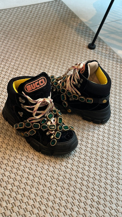 Gucci Black Crystal Velvet Flashtreck Chunky Boots – EU 37.5 / UK 4.5