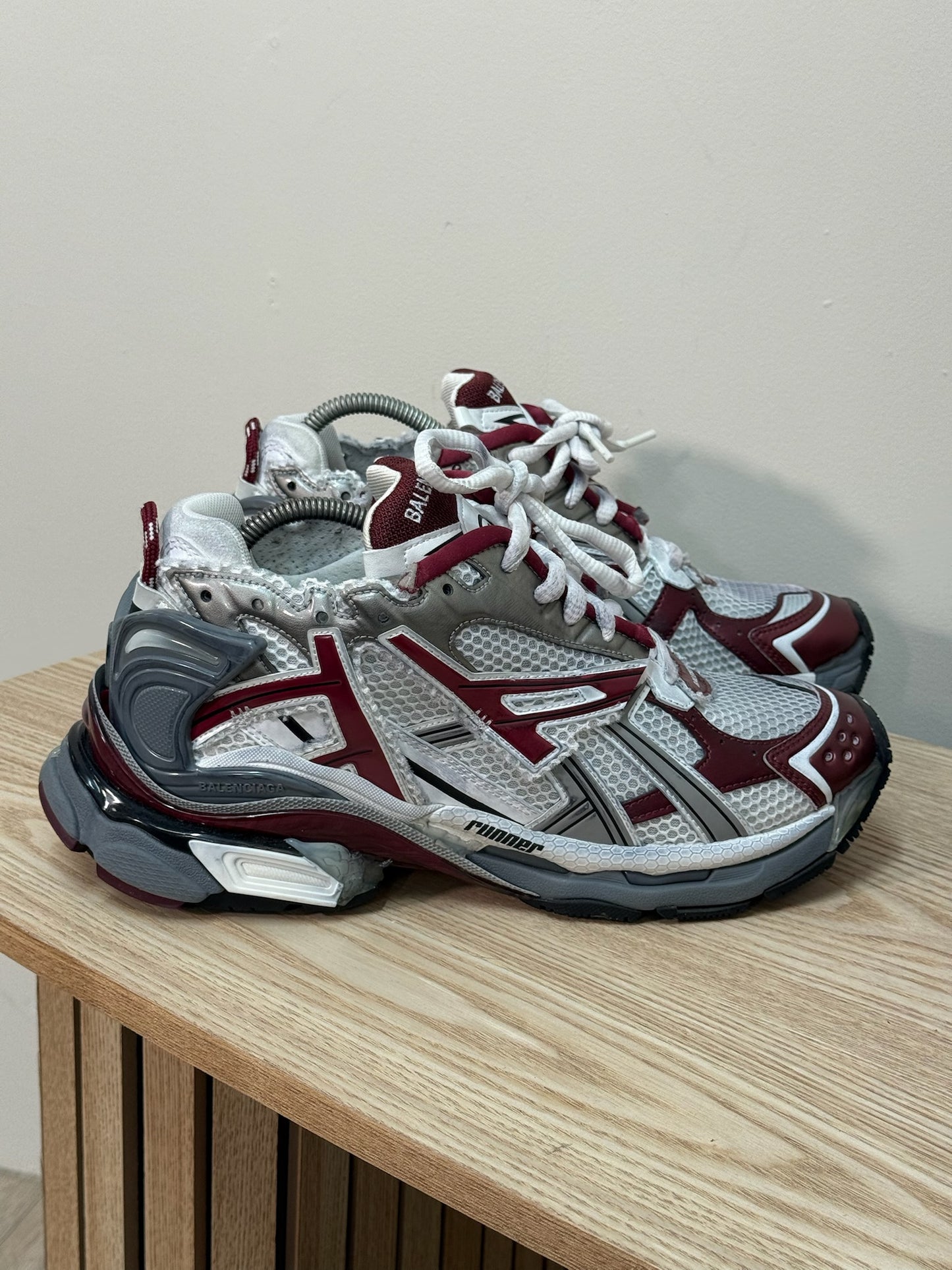 Balenciaga Silver Burgundy Runner Trainers - 42/uk8
