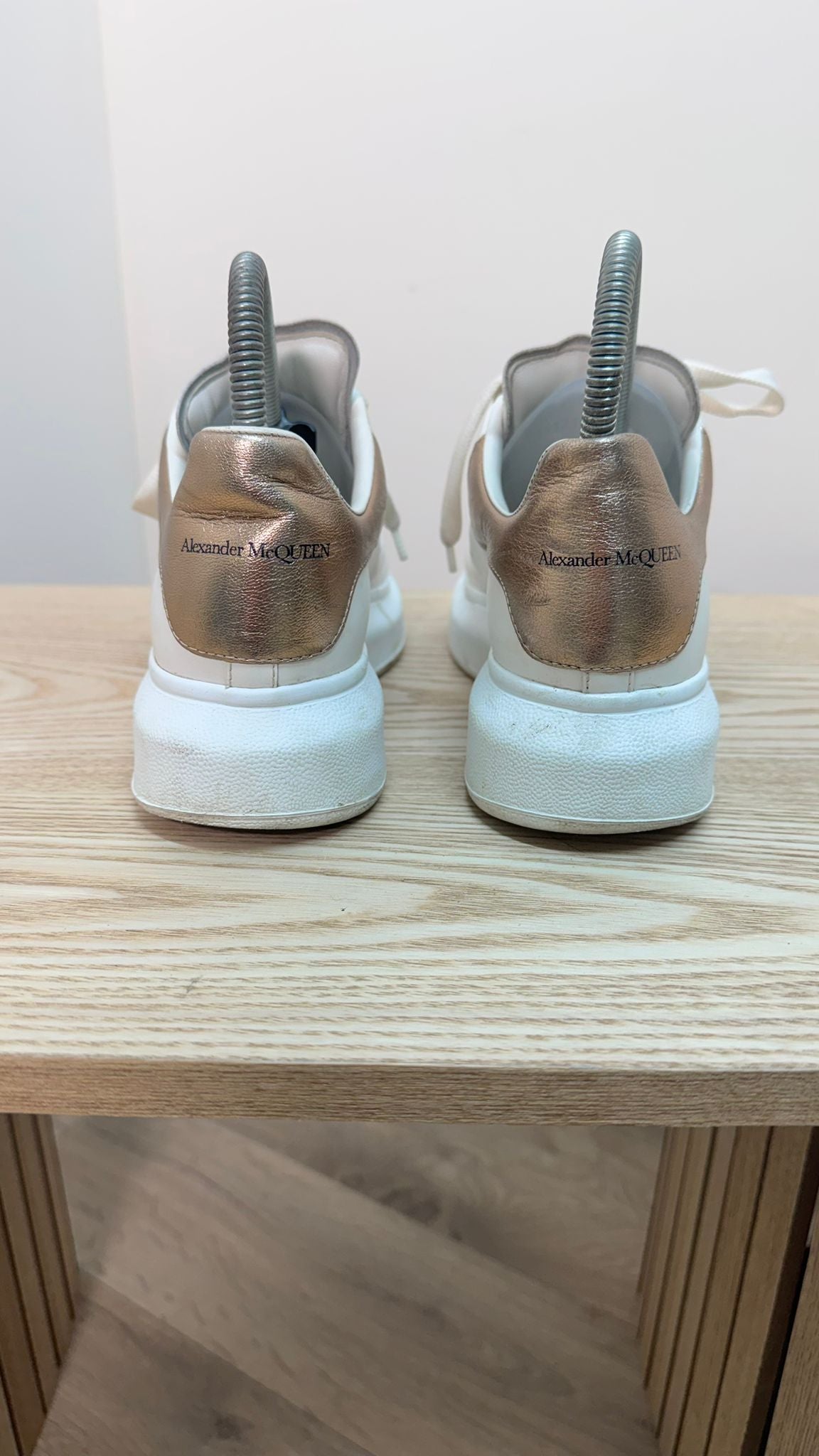 Alexander McQueen White Rose Gold Trainers – EU 37.5 / UK 4.5