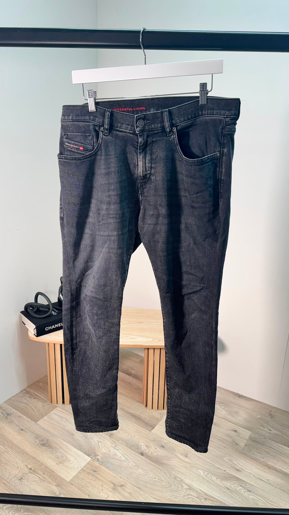 Diesel 2019 D-Strukt Slim Dark Wash Jeans – W32 L32