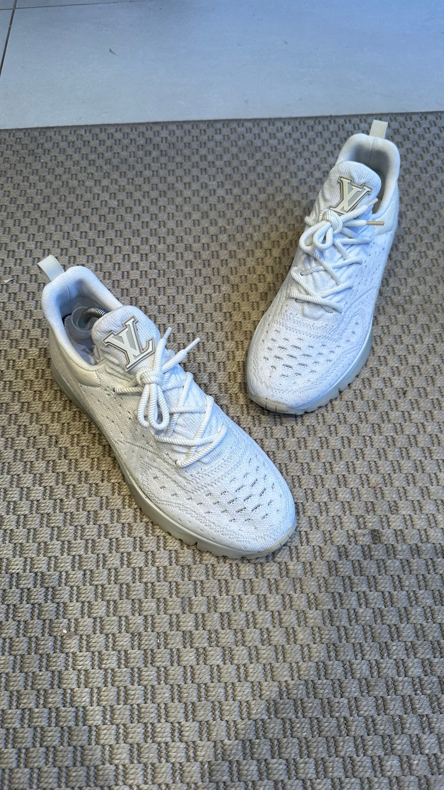 Louis Vuitton White VNR Knit Trainers – UK 7