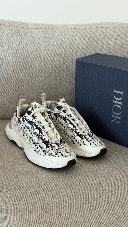 Dior B24 White Black Oblique Trainers - UK9/EU43