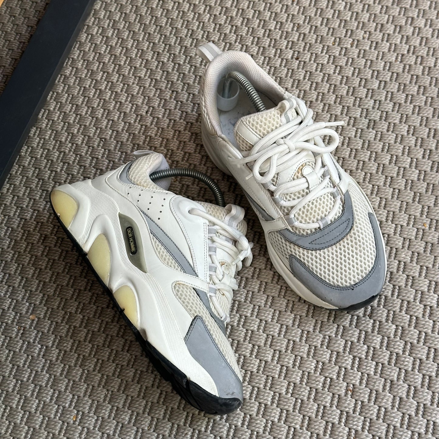 Dior White & Grey B22 Trainers- EU 40/ UK 6