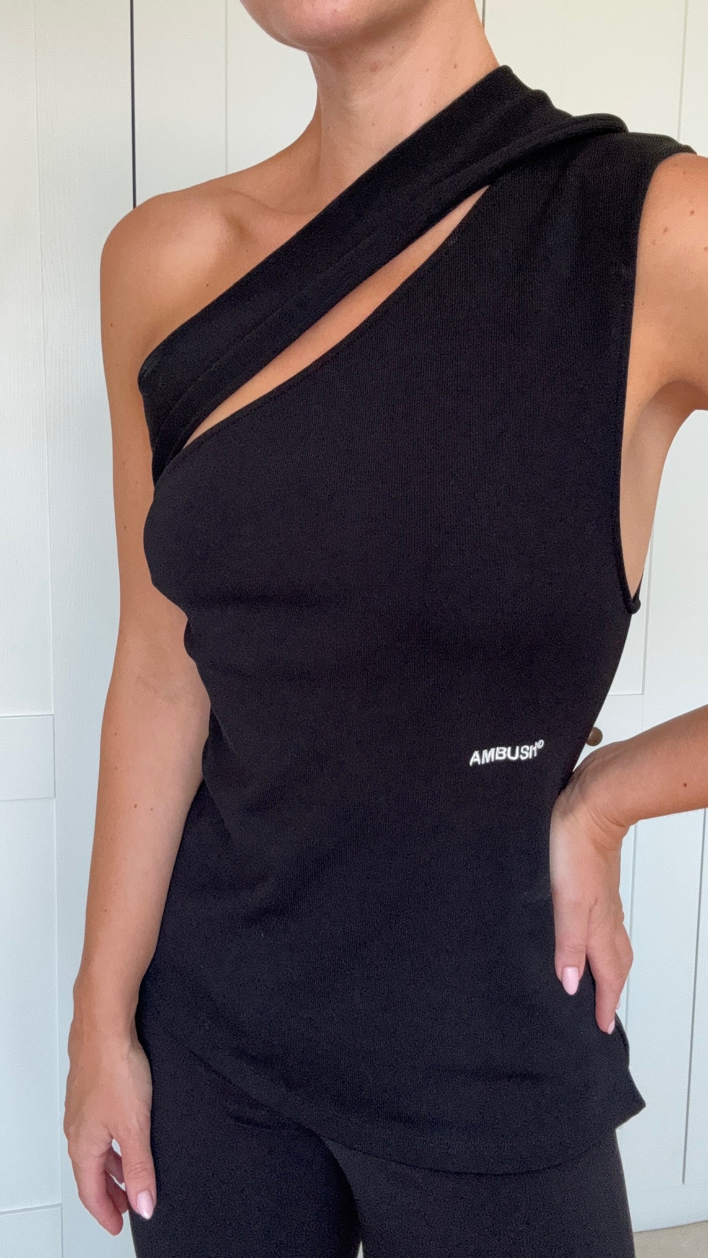 Ambush Black One Shoulder Logo T-Shirt – Small