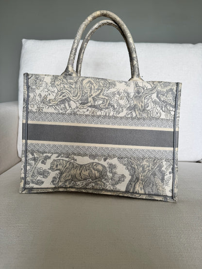 Christian Dior Medium Dior Book Tote - Gray Dior Oblique Embroidery and Calfskin
