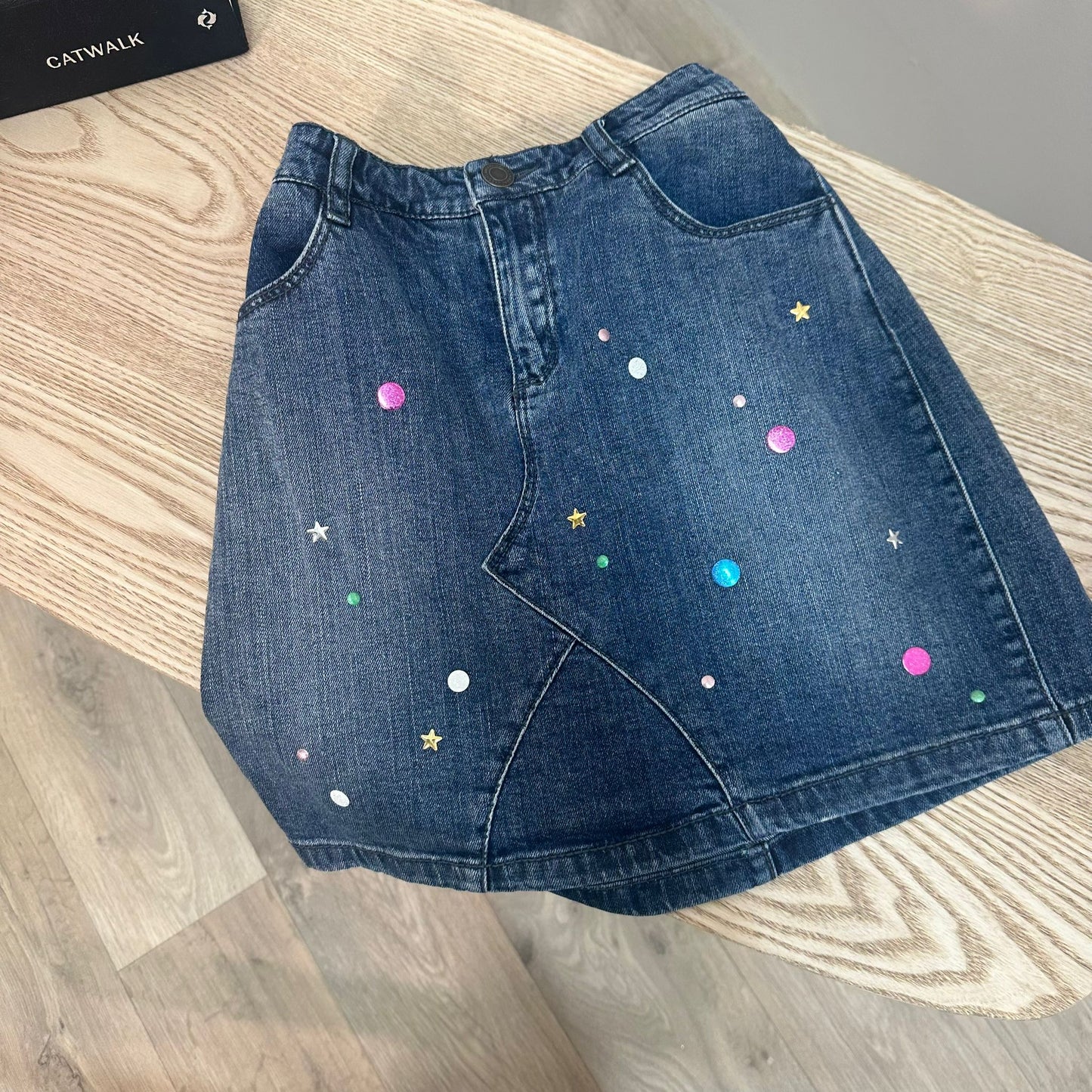 Kids Marc Jacobs Denim Multi Colour Spot Logo Skirt – Age 12