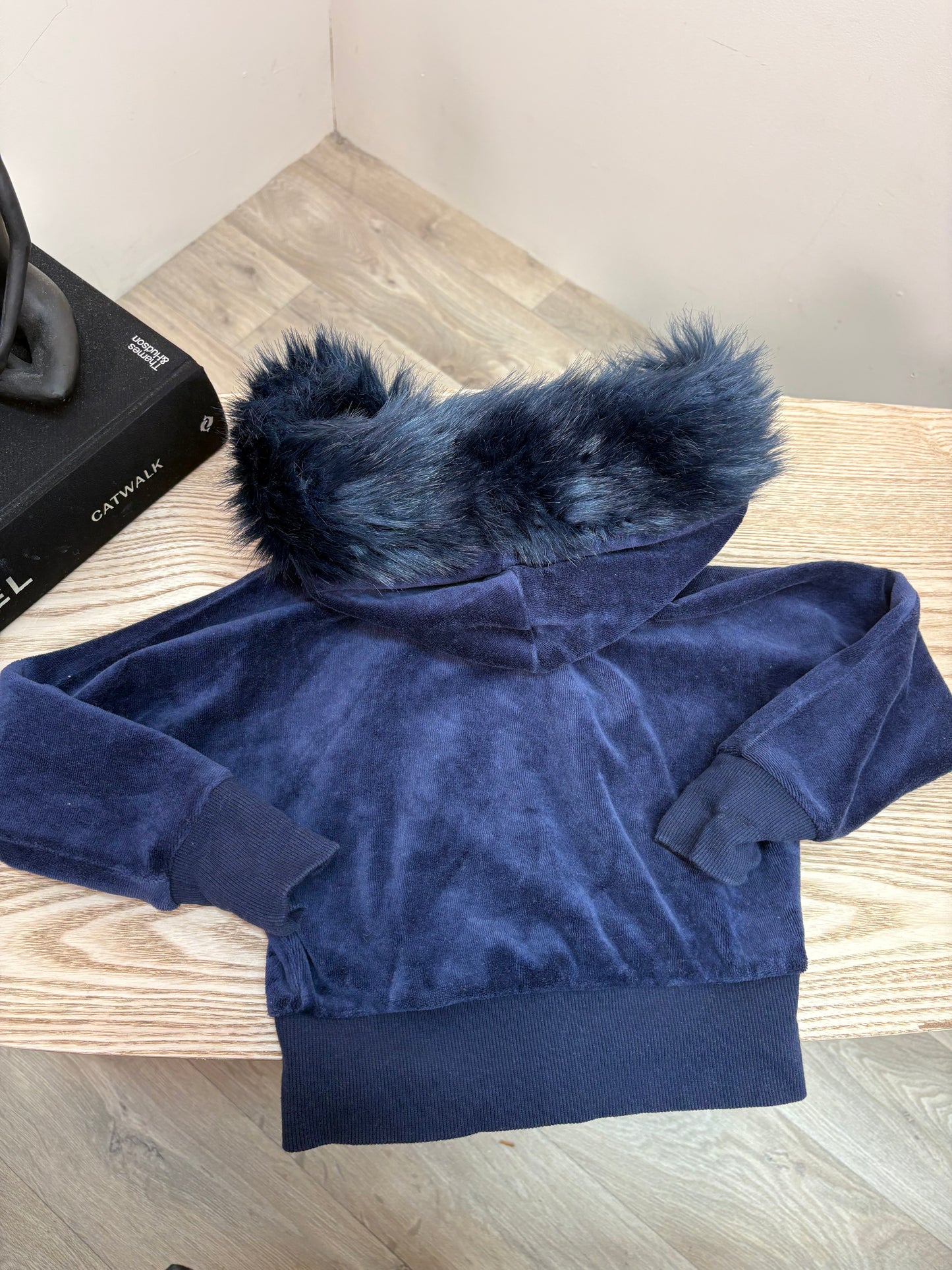 Kids Angel Face Navy Gold Hardware Fur Hood Tracksuit – Age 3-4 Years