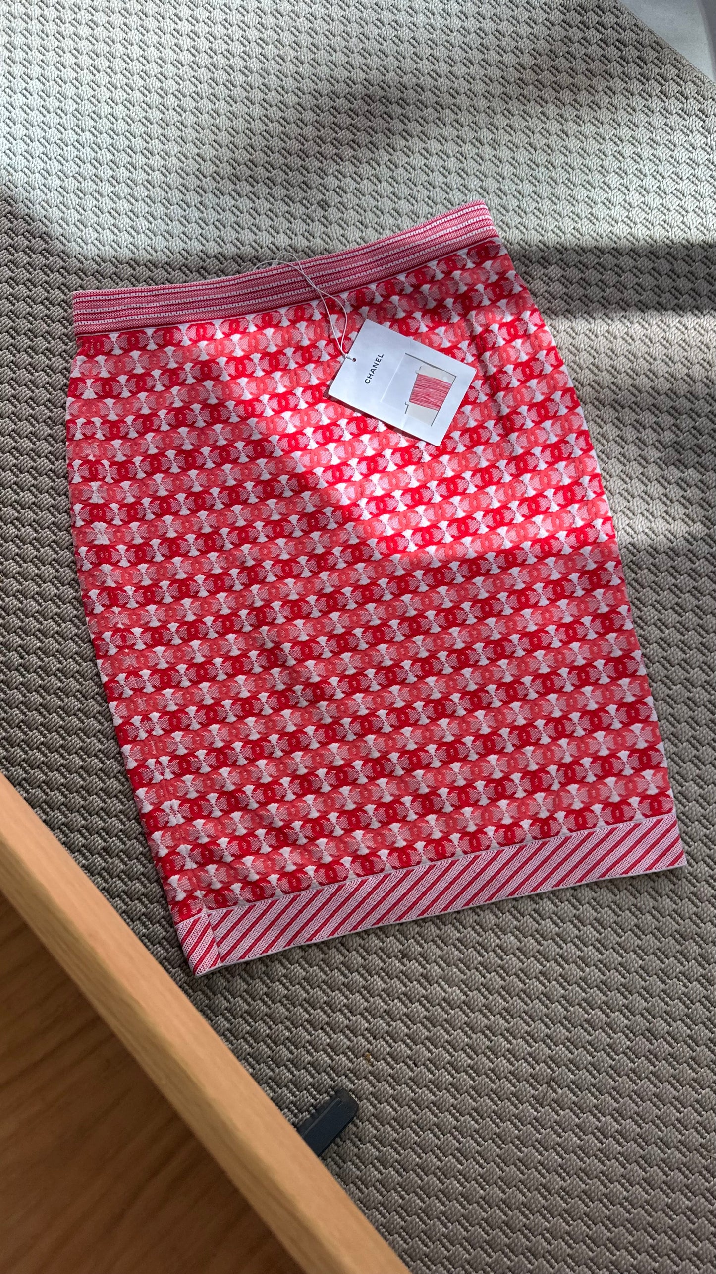Chanel CC Logo Red Jacquard Skirt - New In Tags FR40 S/M