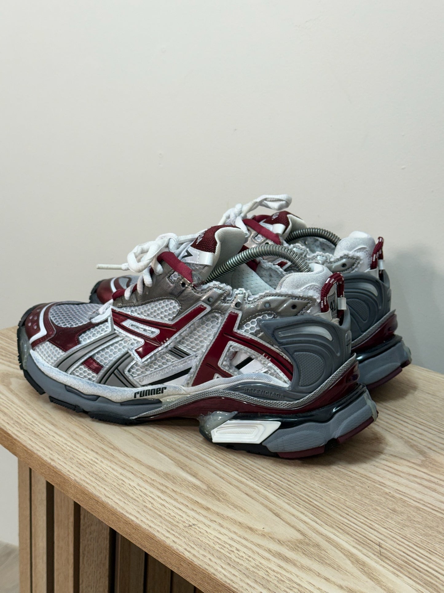 Balenciaga Silver Burgundy Runner Trainers - 42/uk8