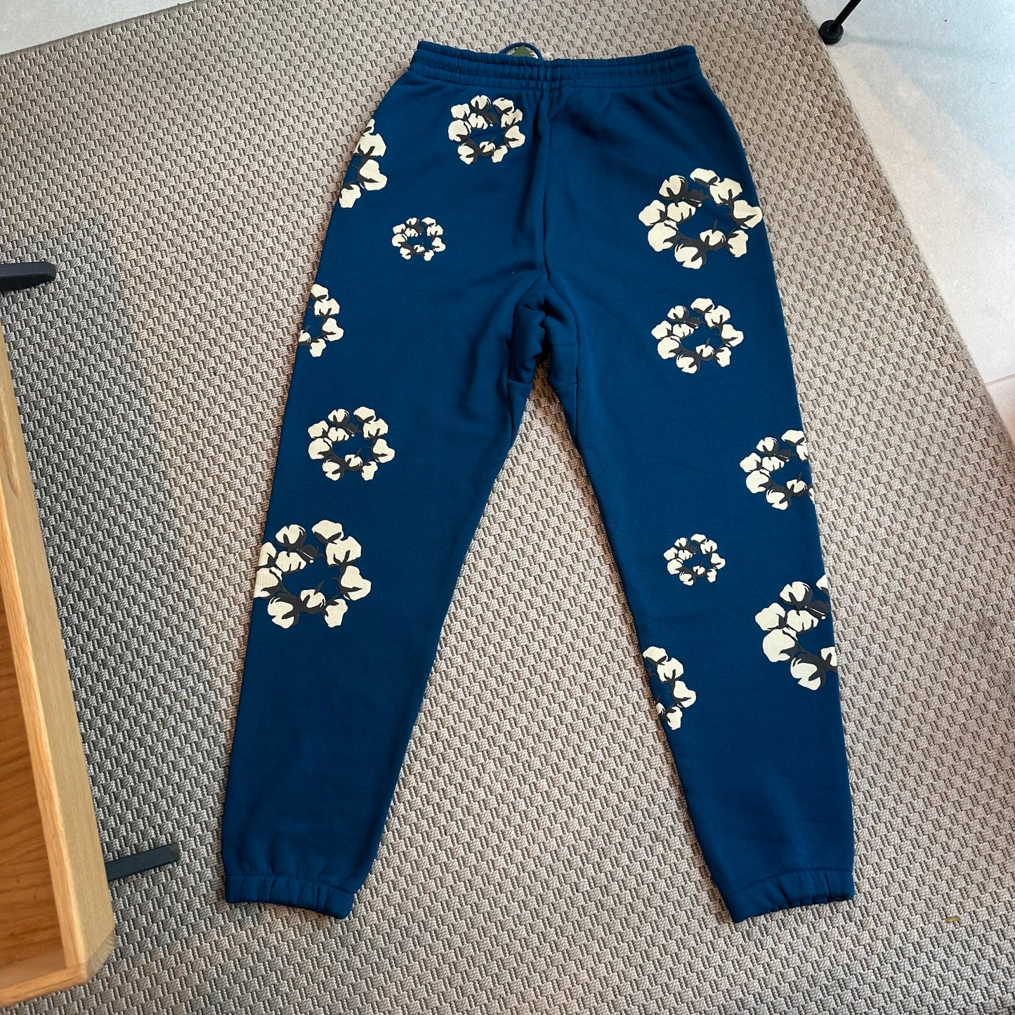 Denim Tears Navy Monochrome Wreath Tracksuit Bottoms – New In Tags Medium