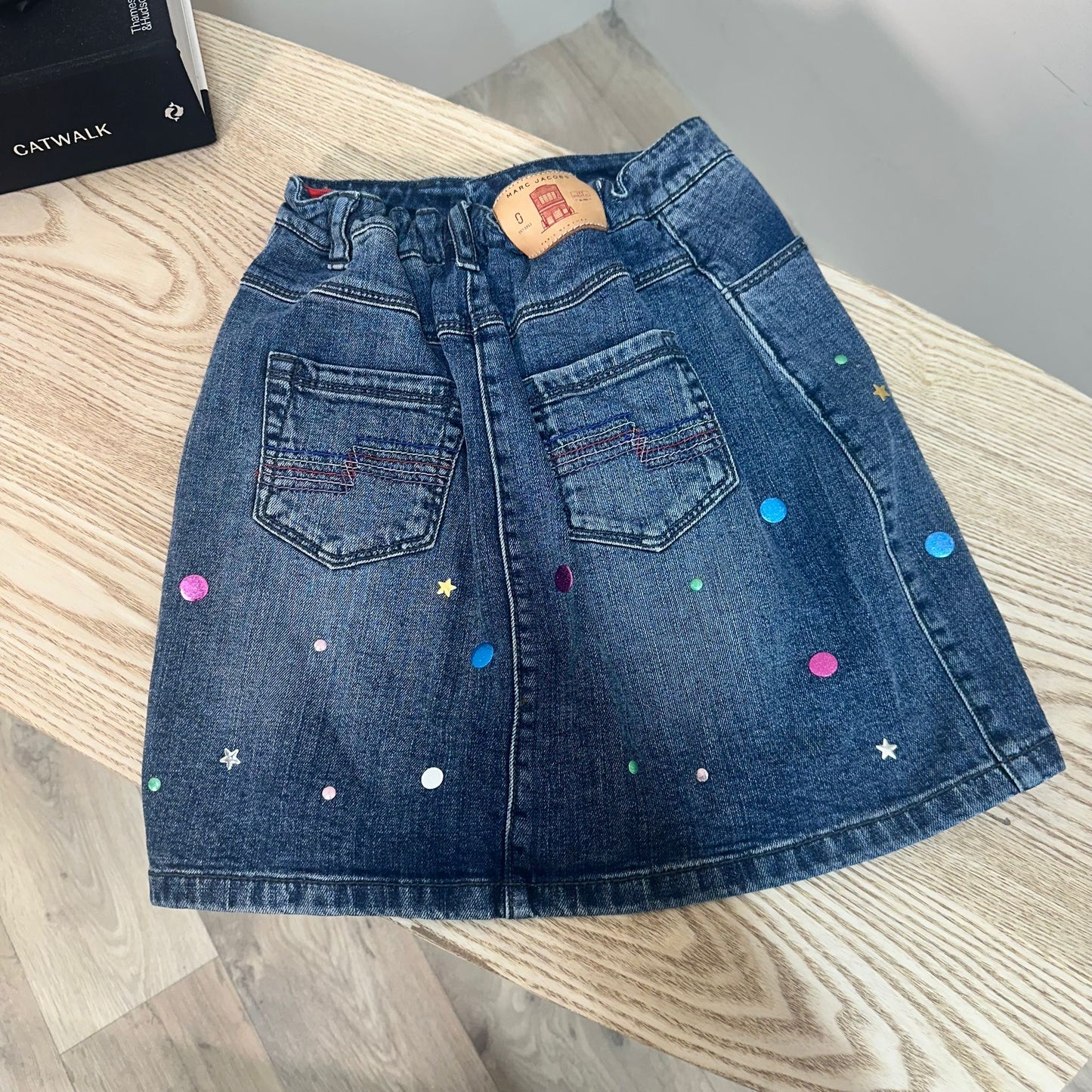 Kids Marc Jacobs Denim Multi Colour Spot Logo Skirt – Age 12