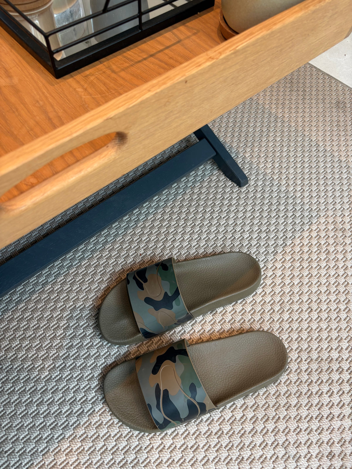Valentino Khaki Green Camouflage-Print Rubber Slider Sandals – EU 43/UK9