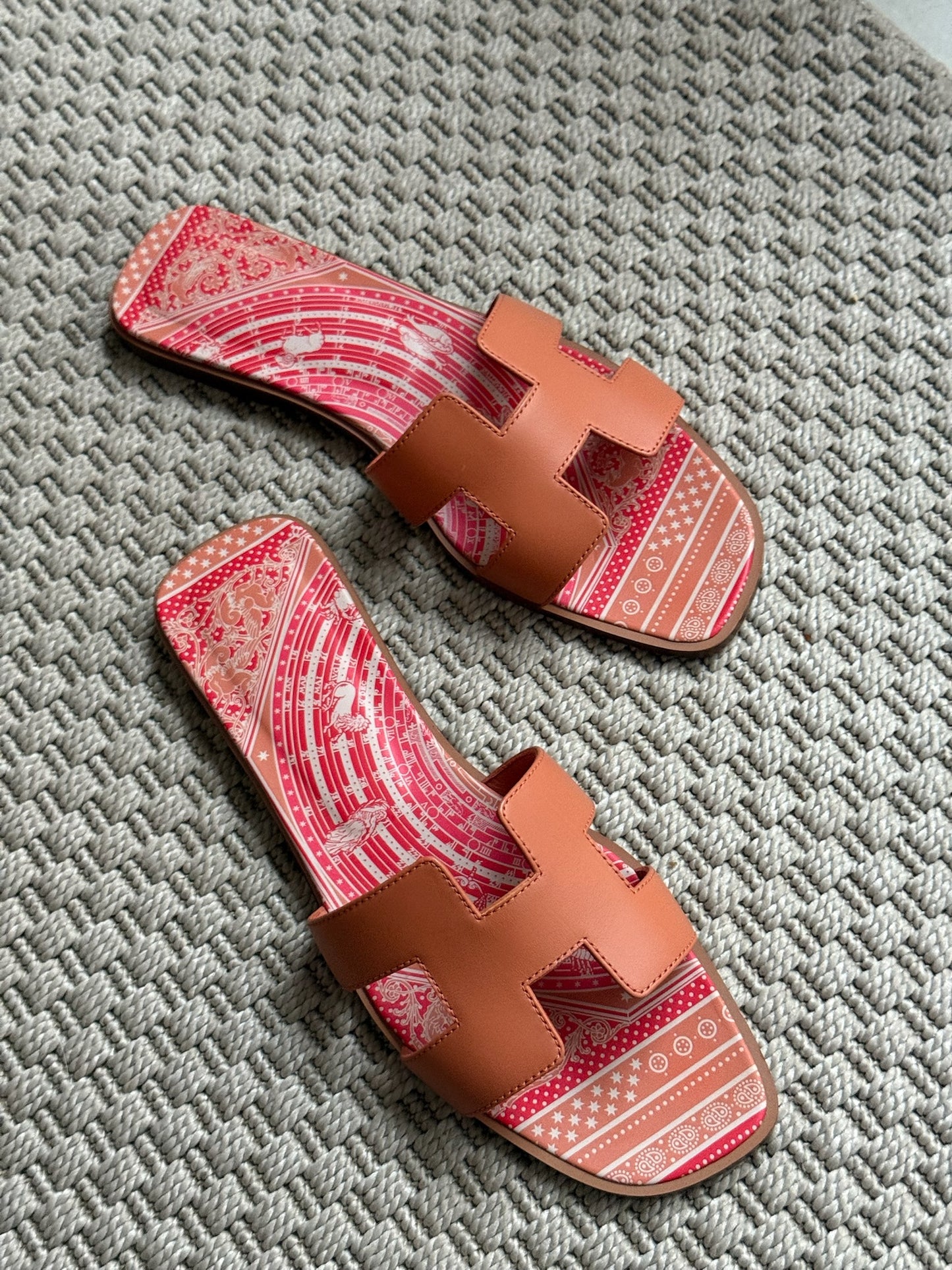 Hermes Orange Oran Leather Slider - UK 7