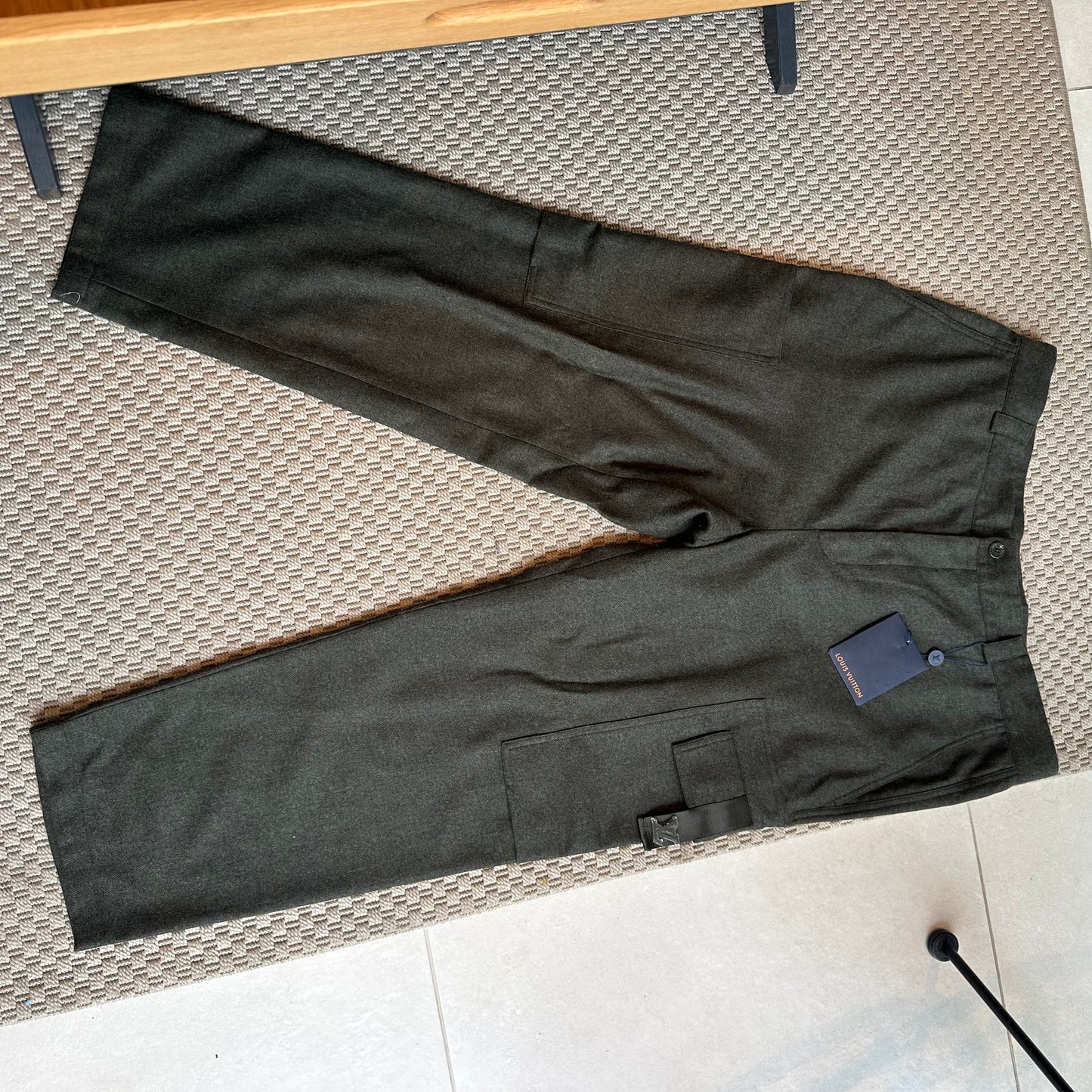 Louis Vuitton Grey Tailored Wool Cargo Trousers , brand new – IT 56