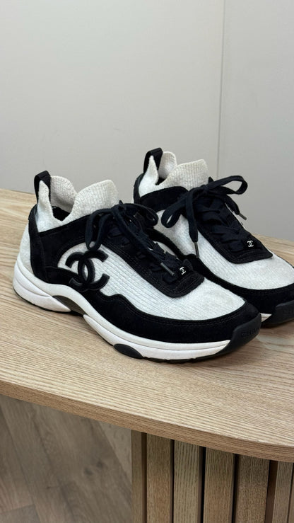 Chanel Black And White Fabric Suede Calfskin CC Trainers - UK 7