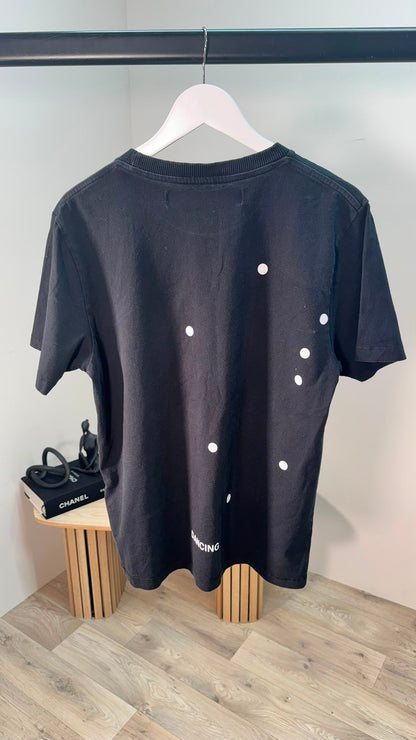 Off-White Black "DOWN" Logo T-Shirt – Medium