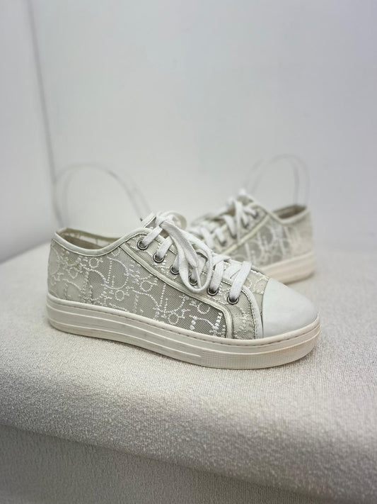 Kids Dior White Lace Lowtop Oblique Logo Trainer - EU 34, Junior 2