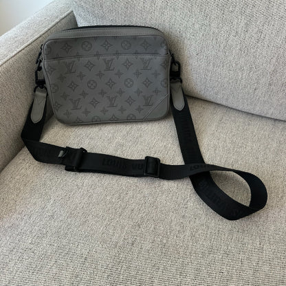 Louis Vuitton Grey Monogram Shoulder Messenger Bag