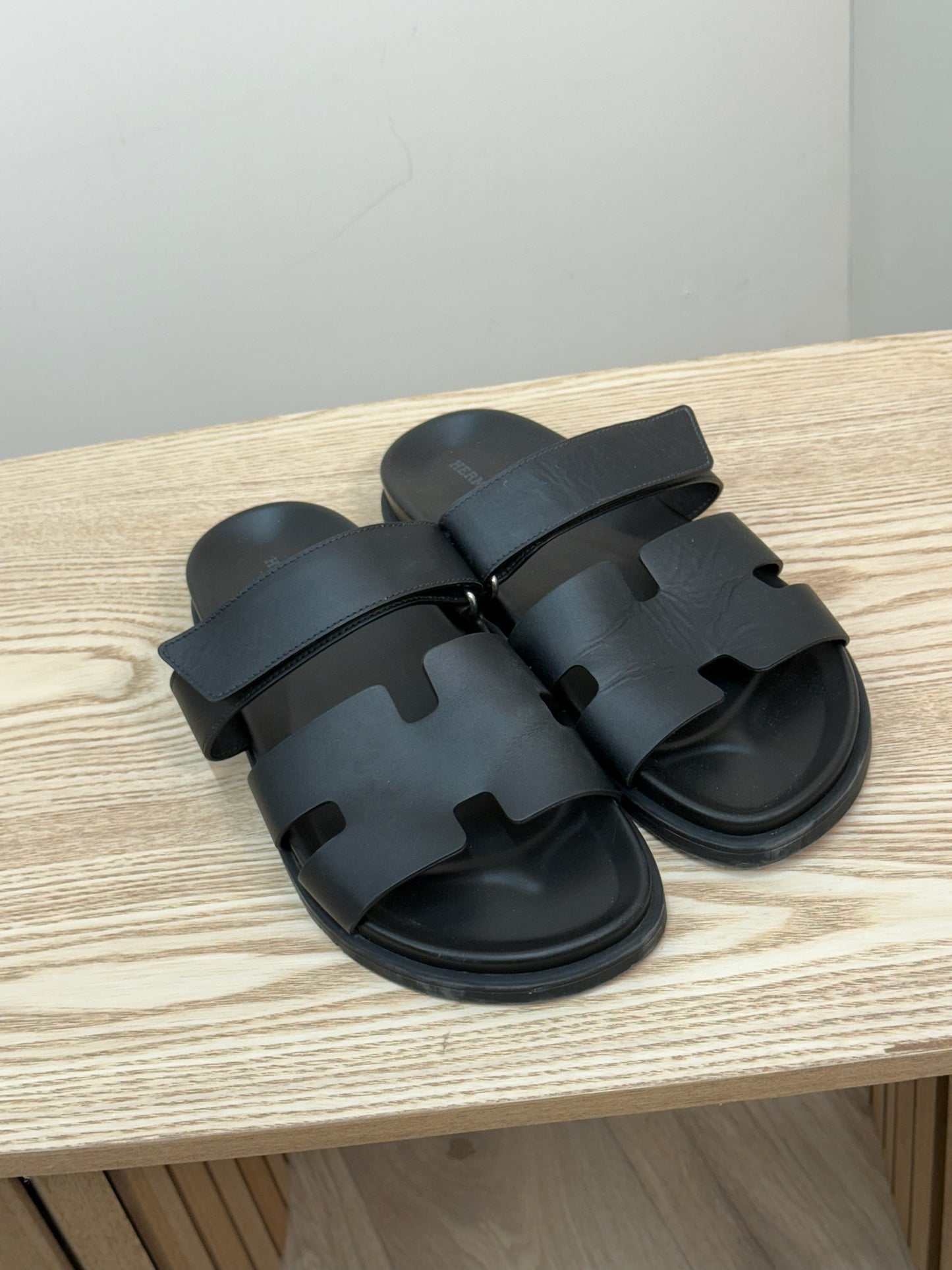 Hermès Chypre Black Leather Sandal EU44/UK10