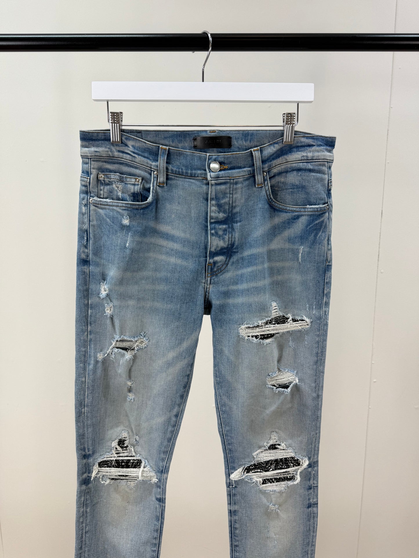 Amiri Blue Bandana MX1 Jeans -32