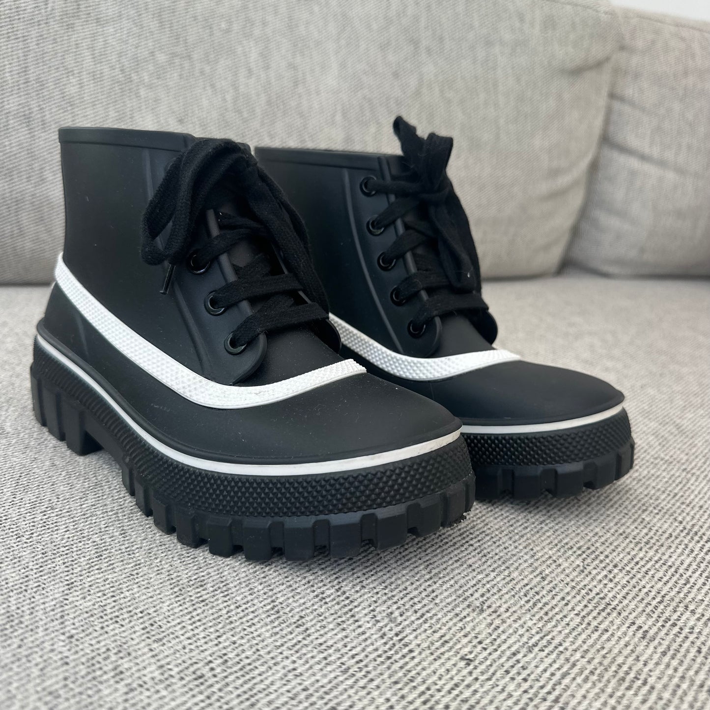 Givenchy Black & White Glaston Boots – EU 36 / UK 3