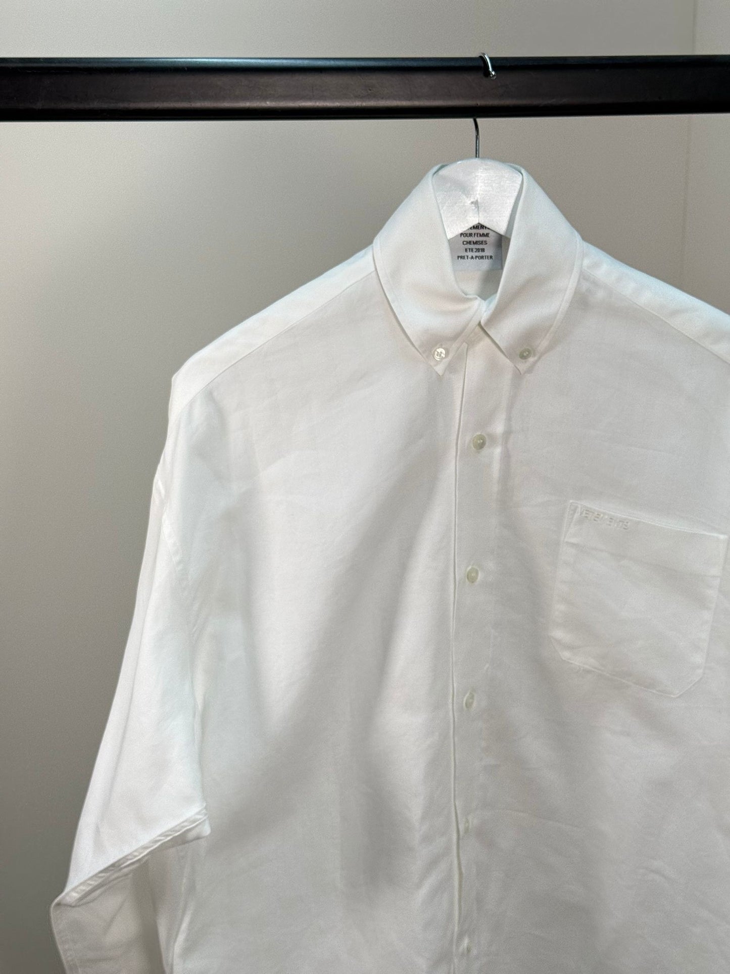 Vetements White Logo Collared Shirt - Small